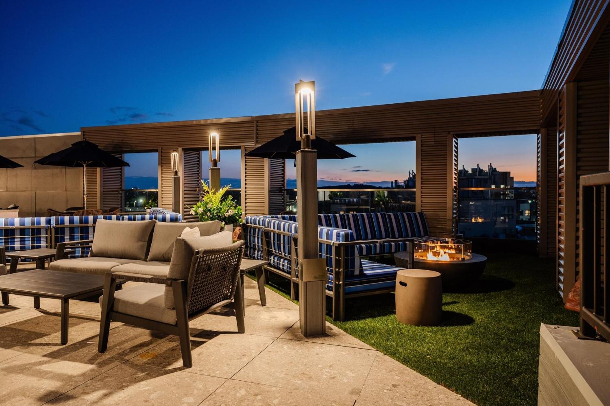 Luxury Apartments By Hyatus At Pierpont ニューヘイブン エクステリア 写真